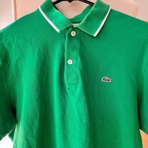 Lacoste classic 2-button collared shirt! Size 6 Regular Fit. Petite Pique. loved